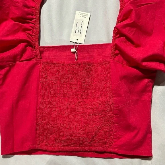 NWT Sim & Sam Puff Sleeved Crop Top Square Neck Size Large in Color Fire Pink - Picture 7 of 8